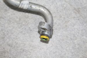 Mercedes-Benz B W245 Air conditioning (A/C) pipe/hose A1698301815
