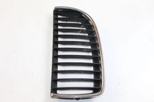 BMW 3 E90 E91 Atrapa chłodnicy / Grill 7120007