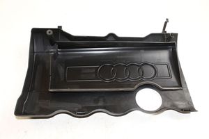 Audi A4 S4 B5 8D Variklio dangtis (apdaila) 058103724B