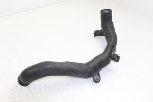 Seat Toledo IV (NH) Tube d'admission de tuyau de refroidisseur intermédiaire 6R0145770H