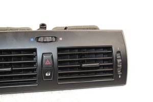 BMW X3 E83 Griglia di ventilazione centrale cruscotto 3400074