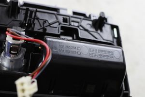 Volkswagen Passat Alltrack Vaihteenvalitsimen kehys verhoilu muovia 3G1863284