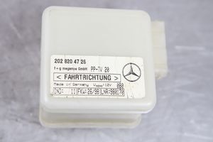 Mercedes-Benz CLK A208 C208 Boîtier module alarme 2028204726