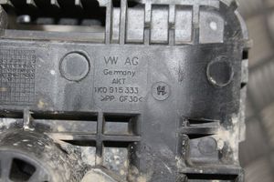 Volkswagen Tiguan Boîte de batterie 1K0915333H