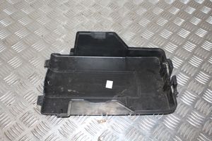 Volkswagen Tiguan Tapa/cubierta para la caja de la batería 3C0915443A