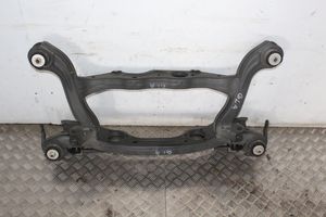 Mercedes-Benz GLA W156 Galinis traversas A2463509501