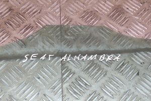 Seat Alhambra (Mk2) priekšējo durvju stikls (četrdurvju mašīnai) 