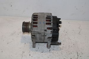 Volkswagen Touran II Generatore/alternatore 03L903023A