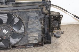Volkswagen Golf VII Support de radiateur sur cadre face avant 5Q0121205C