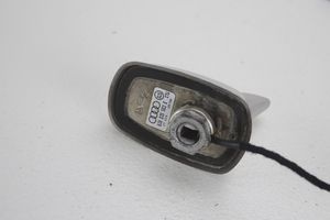 Audi TT TTS Mk2 Radio antena 8j8035503E