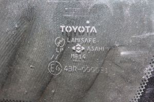 Toyota RAV 4 (XA30) Szyba przednia / czołowa 