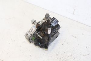 Hyundai ix 55 Polttoaineen ruiskutuksen suurpainepumppu 33100-3A000