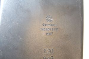 Volkswagen Tiguan Ylempi jäähdyttimen ylätuen suojapaneeli 5N0805931B