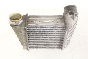 Audi TT Mk1 Välijäähdyttimen jäähdytin 8N0145803A