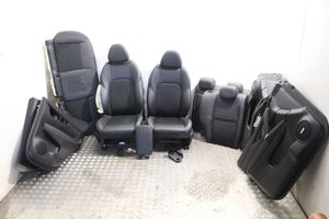 Nissan Qashqai Set interni salonas