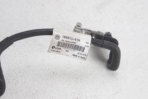 Volkswagen Tiguan Negative earth cable (battery) 