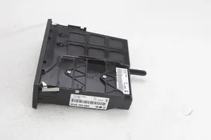 Volkswagen Tiguan Gniazdo / Złącze USB 5N0035341H