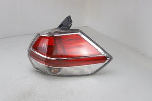 Nissan X-Trail T32 Luci posteriori 220-17939