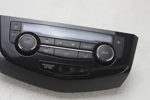 Nissan X-Trail T32 Panel klimatyzacji 275004EA0A