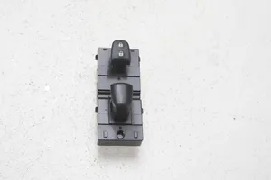 Nissan X-Trail T32 Electric window control switch 16Y18SD