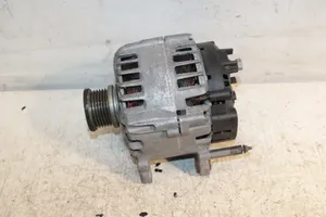 Volkswagen Golf VII Generatore/alternatore 