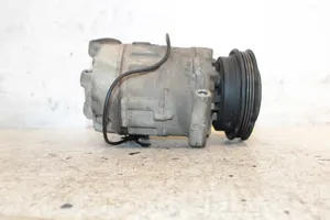 Audi A4 S4 B5 8D Ilmastointilaitteen kompressorin pumppu (A/C) 8D0260808