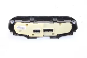 Honda CR-V Panel klimatyzacji 79600T1VE611M11