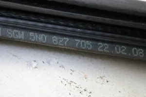 Volkswagen Tiguan Trunk rubber seal (body) 