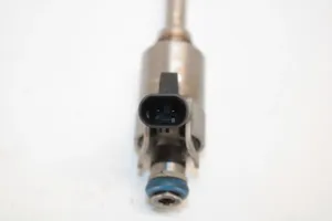 Volkswagen PASSAT B7 Injecteur de carburant 06H906036H