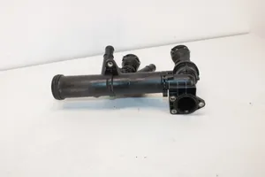 Volkswagen Golf VII Thermostat / Thermostatgehäuse 04L121071E