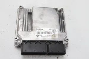 BMW 5 E60 E61 Variklio valdymo blokas 7823420