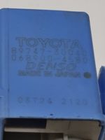 Toyota RAV 4 (XA40) Relè chiusura centralizzata 8974730040
