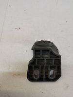 Renault Megane IV Staffa del pannello di supporto del radiatore 3682