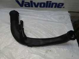 Volvo V40 Cross country Tube d'admission de tuyau de refroidisseur intermédiaire 31325985