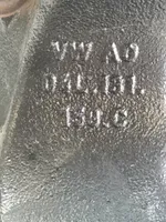 Audi A4 S4 B9 Kita variklio skyriaus detalė 04l131159l