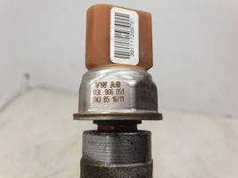 Volkswagen PASSAT B7 Tuyau de conduite principale de carburant 03L089N