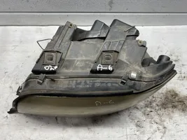Audi A6 S6 C5 4B Phare frontale 15592300