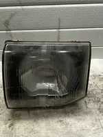 Mitsubishi Pajero Lampa przednia 11037746