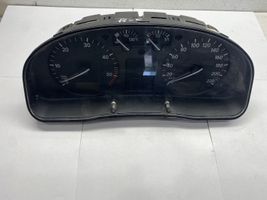 Volkswagen PASSAT B5 Compteur de vitesse tableau de bord 3B0919880D