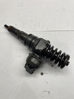 Volkswagen Golf IV Injecteur de carburant 038130073BP