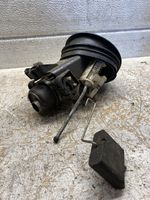 BMW 3 E36 Polttoaineen ruiskutuksen suurpainepumppu M1589333064