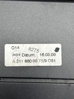 Mercedes-Benz E W211 Tavarahyllyn kansi A2118600075