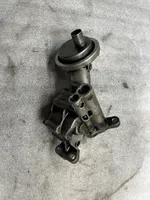 Audi A6 S6 C6 4F Oil pump 059115105