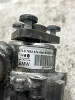 BMW 1 E81 E87 Ohjaustehostimen pumppu 7692974546