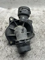 BMW 1 E81 E87 Boîtier de thermostat 7785053