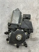 Audi A4 S4 B6 8E 8H Motorino alzacristalli della portiera anteriore 113846113