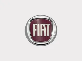 Fiat 500L Valmistajan merkki/logo/tunnus 735578621