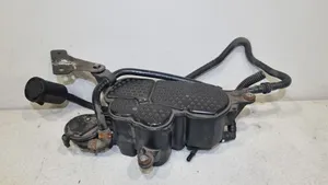 Audi A6 C7 Serbatoio a carbone attivo per il recupero vapori carburante 8K0201801C