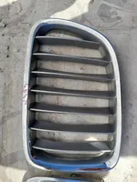 BMW X1 E84 Maskownica / Grill / Atrapa górna chłodnicy 2993307