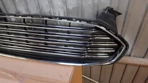 Ford Mondeo Mk III Grille calandre supérieure de pare-chocs avant 